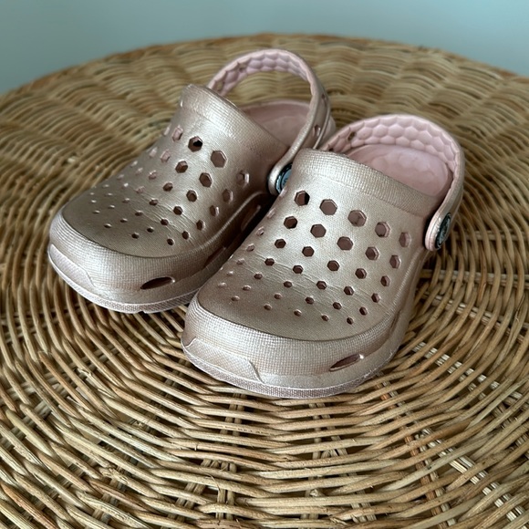 Joybees clog sandals. - Picture 1 of 4